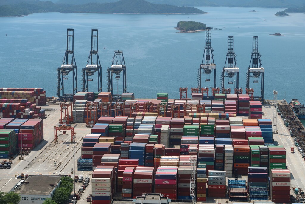 Trade, China, ports, COVID-19