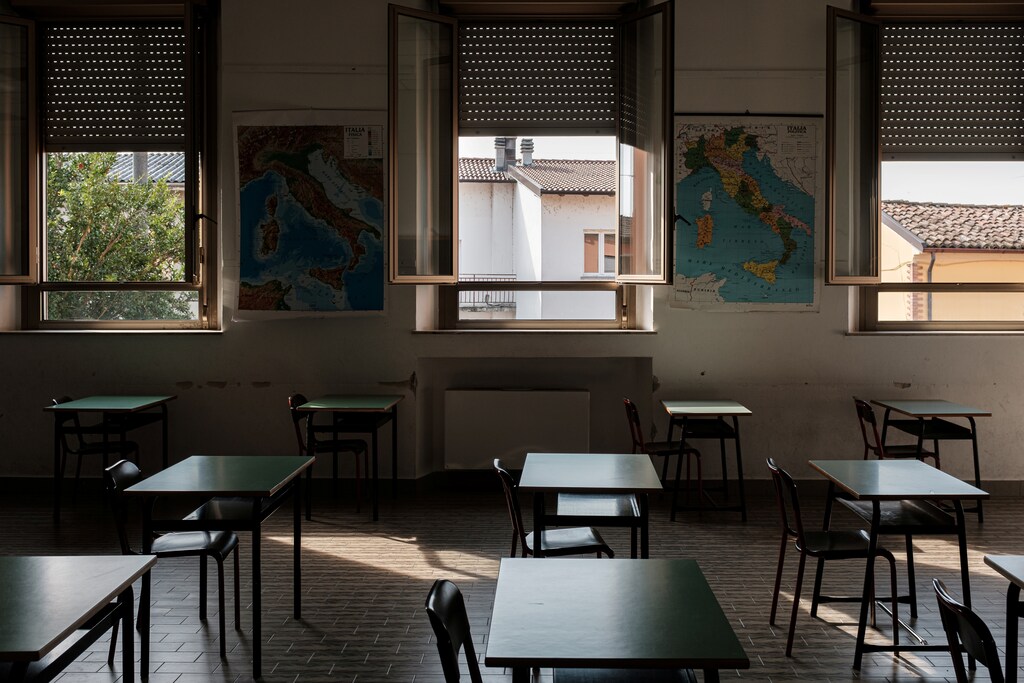 Teacher Marzio Toniolo took this photo of single desks set up in a classroom ahead of the September 14 reopening of his primary school, when children return for the first time since the end of February when Italyâs original âred zoneâ towns were put under lockdown, adhering to strict regulations to avoid coronavirus disease (COVID-19) contagion, in Santo Stefano Lodigiano, Italy, September 10, 2020. Picture taken September 10, 2020. REUTERS/Marzio Toniolo - RC2YYI9B1CT3