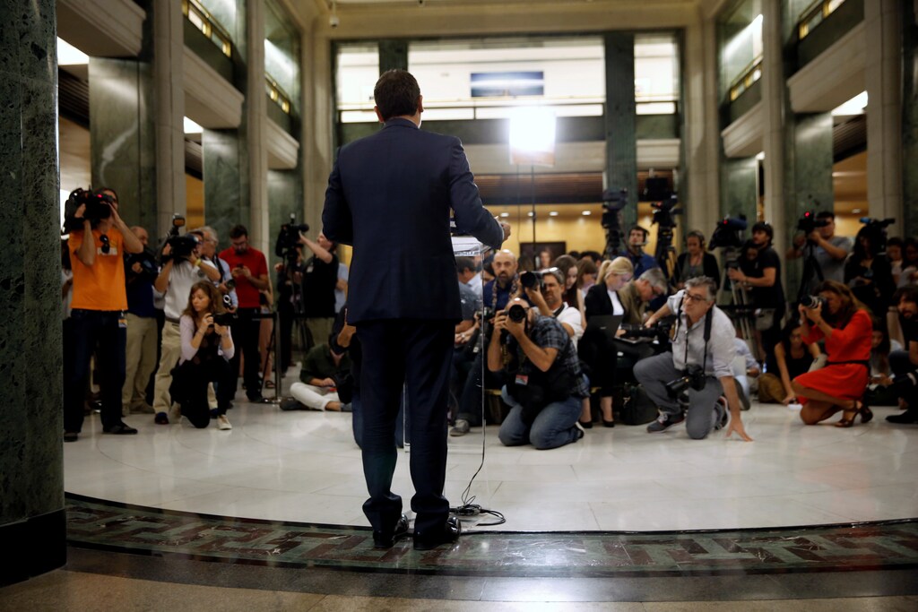 Ciudadanos party leader Albert Rivera addresses the media after his meeting with Spanish acting Prime Minister Mariano Rajoy (not pictured) at the Spanish Parliament in Madrid, Spain, August 10, 2016. REUTERS/Susana Vera - RTSMBZ1