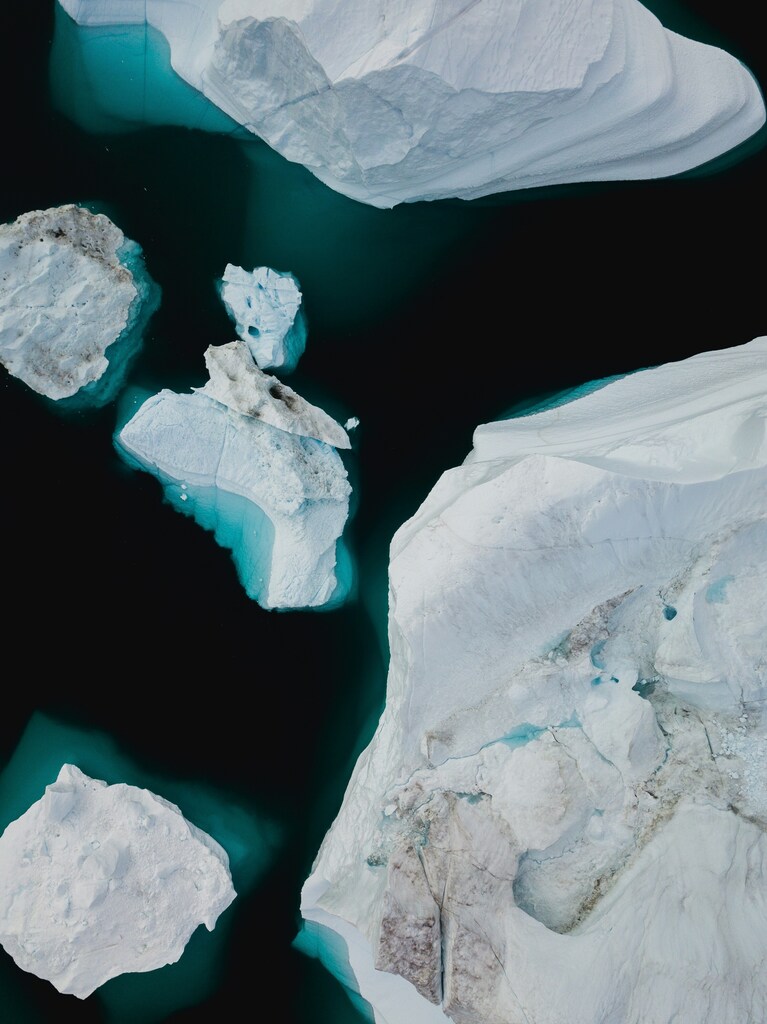 Artificial intelligence can help to tackle climate change.