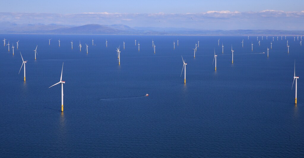 FILE PHOTO: General view of the Walney Extension offshore wind farm operated by Orsted off the coast of Blackpool, Britain September 5, 2018. REUTERS/Phil Noble/File Photo