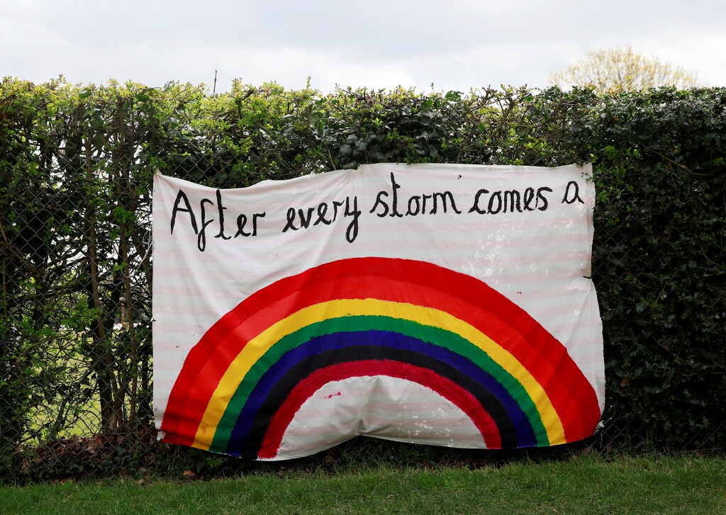 A rainbow banner is seen in Hertford as the spread of the coronavirus disease (COVID-19) continues, Hertford, Britain, April 3, 2020. REUTERS/Andrew Couldridge - RC21XF9JJ4JZ