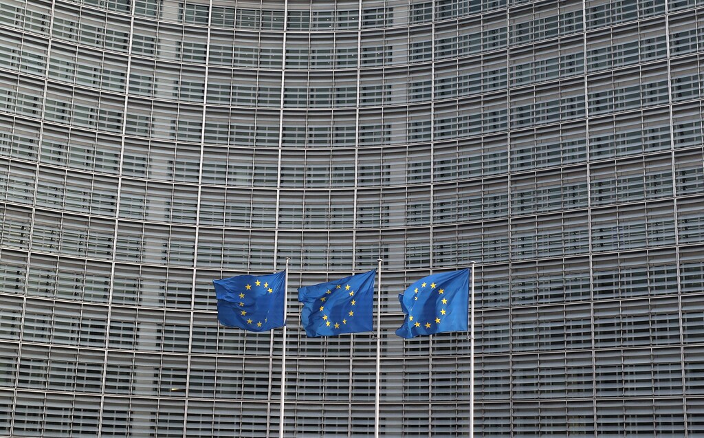 European Union flags fly outside the European Commission headquarters in Brussels, Belgium, April 10, 2019. REUTERS/Yves Herman - RC145C14C020