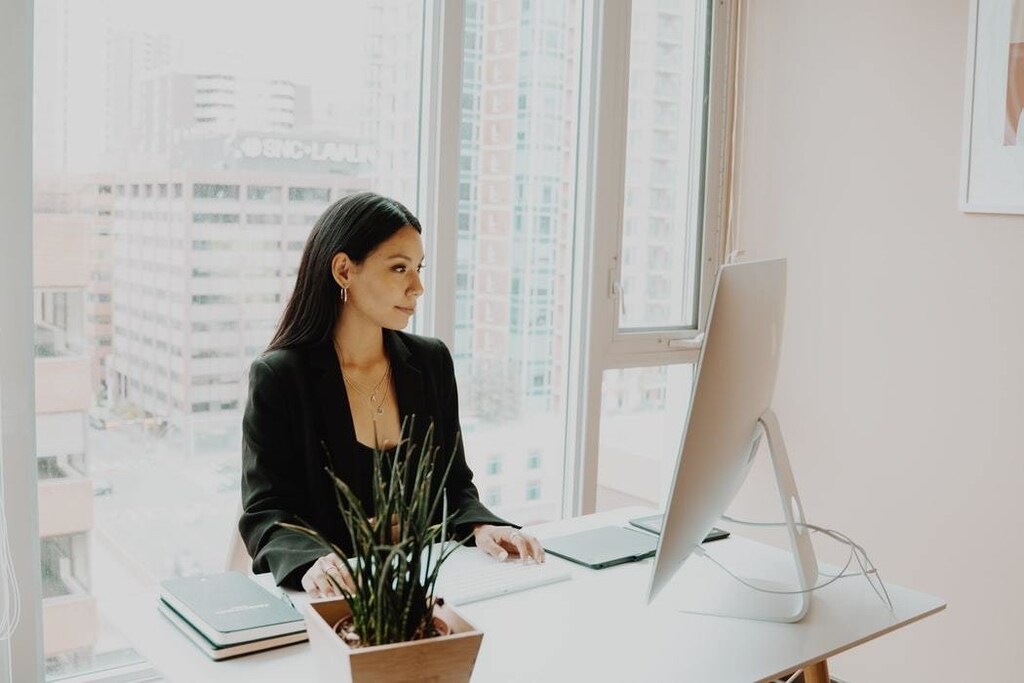 image of a business woman working