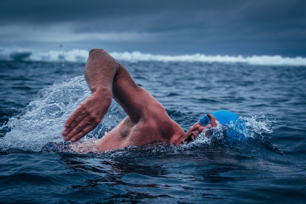 Lewis Pugh swimming in the Ross sea
