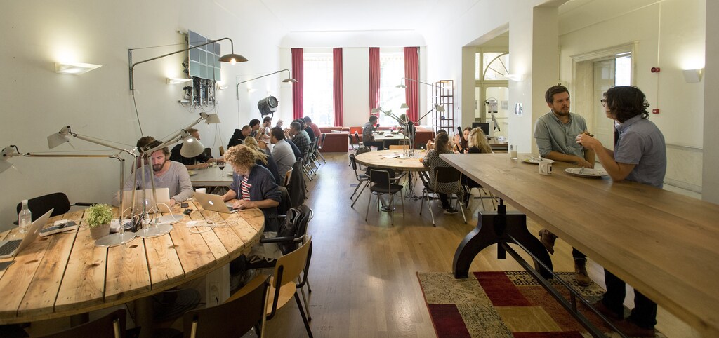 An interior view of the eating and meeting room in the 400-year-old former merchant bank building called De Zonnewijser, home to Rockstart Accelerator, a private bootcamp for tech firms, in Amsterdam September 2, 2014. Picture taken September 2, 2014. To match Insight EUROPE-STARTUPS/INCUBATORS REUTERS/Toussaint Kluiters/United Photos (NETHERLANDS - Tags: BUSINESS SCIENCE TECHNOLOGY) - RTR46EE1