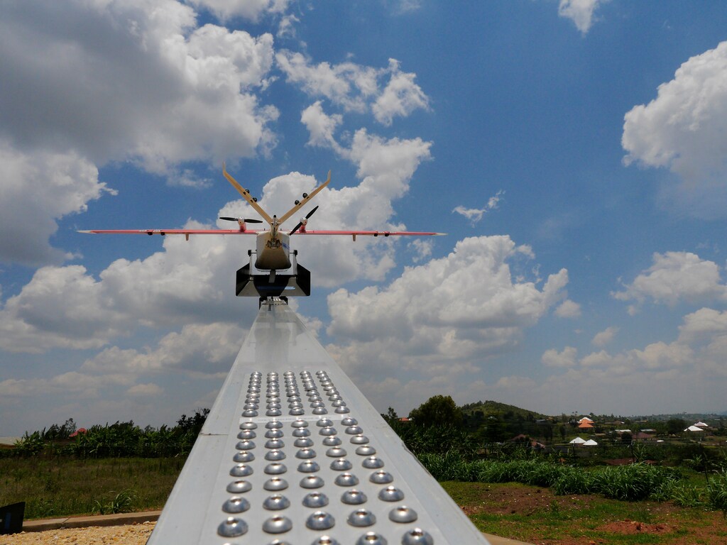 A drone is placed on a launch pad at operations center in Muhanda, south of Rwanda's capital Kigali where Zipline, a California-based robotics company delivered their first blood to patients using a drone October 12, 2016. Picture taken October 12, 2016. REUTERS/James Akena - RTX2PJU3