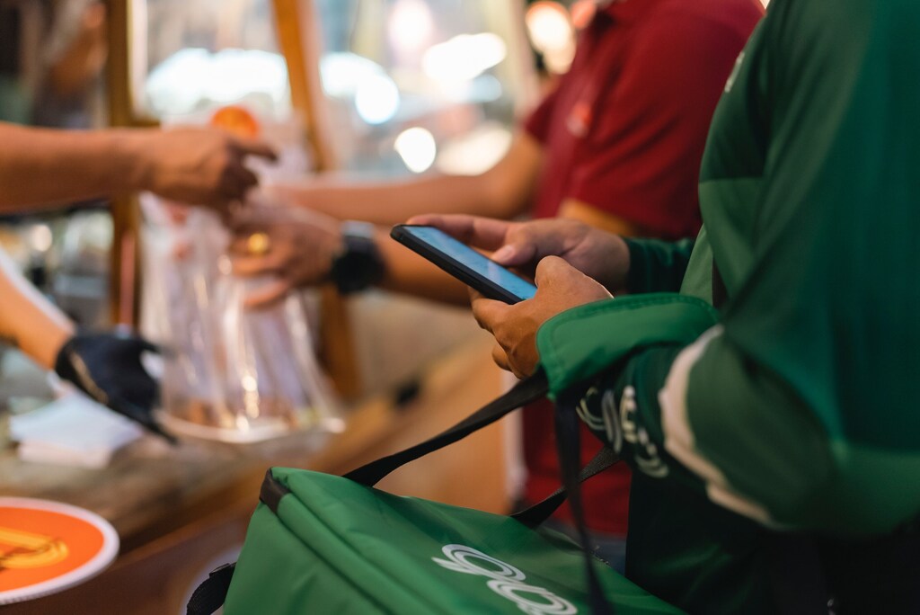 Young people in ASEAN are embracing digitalization.