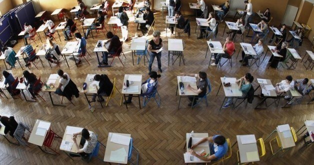 Students sit for an exam at the French Louis Pasteur Lycee in Strasbourg, June 18, 2012. REUTERS/Vincent Kessle