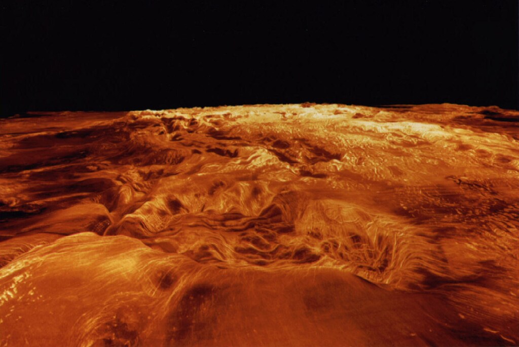 This computer-generated perspective view of the highland of Ovda Region on Venus shows Magellan radar datasuperimposed on topography. The image was released by NASA May 26 and it was made up of compilation of radar images collected during all three of Magellan's eight month mapping cycles - PBEAHUNJDBQ
