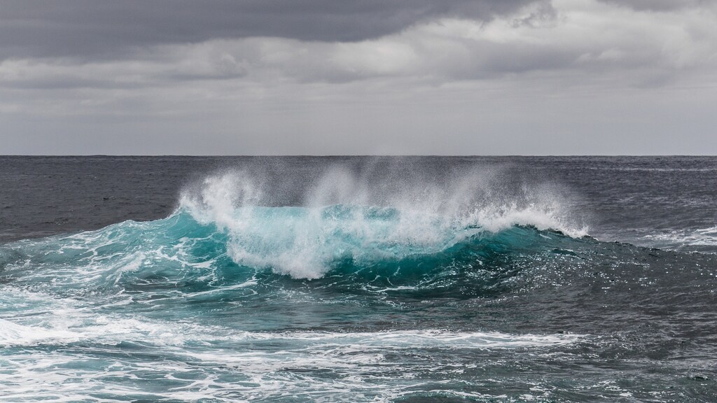 image of the ocean