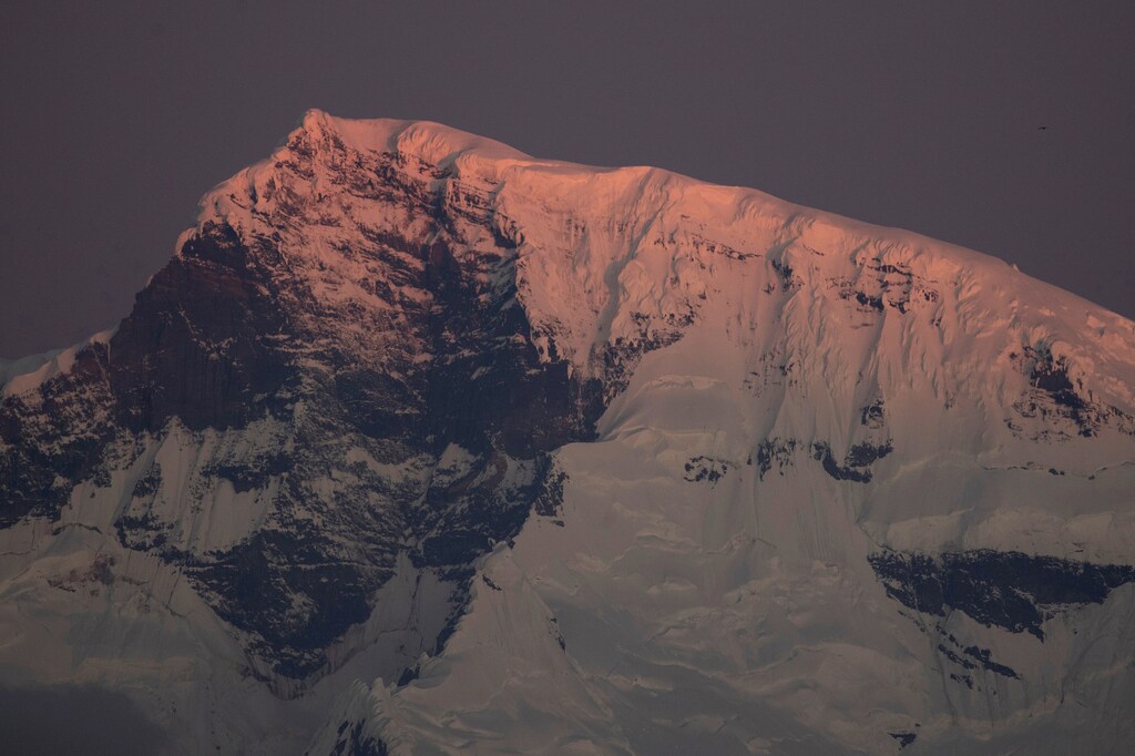 General view of a mountain from Fournier Bay, Antarctica, February 3, 2020. Picture taken February 3, 2020. REUTERS/Ueslei Marcelino - RC25ZE9F0P7J