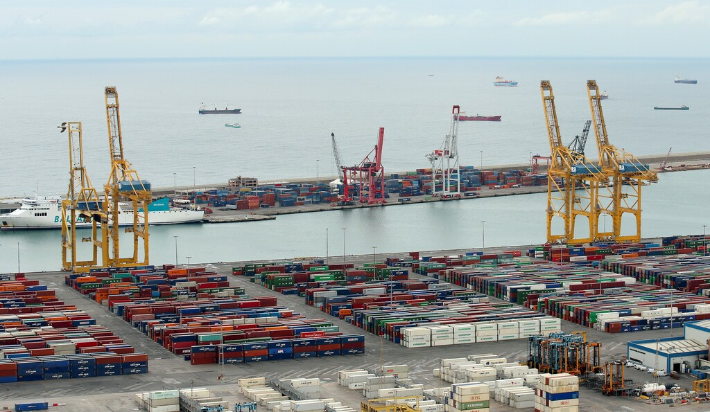 Idle cranes and containers are seen during the first day of an announced 3-day strike at the port of Barcelona, Spain June 5, 2017. REUTERS/Albert Gea - RTX3935S