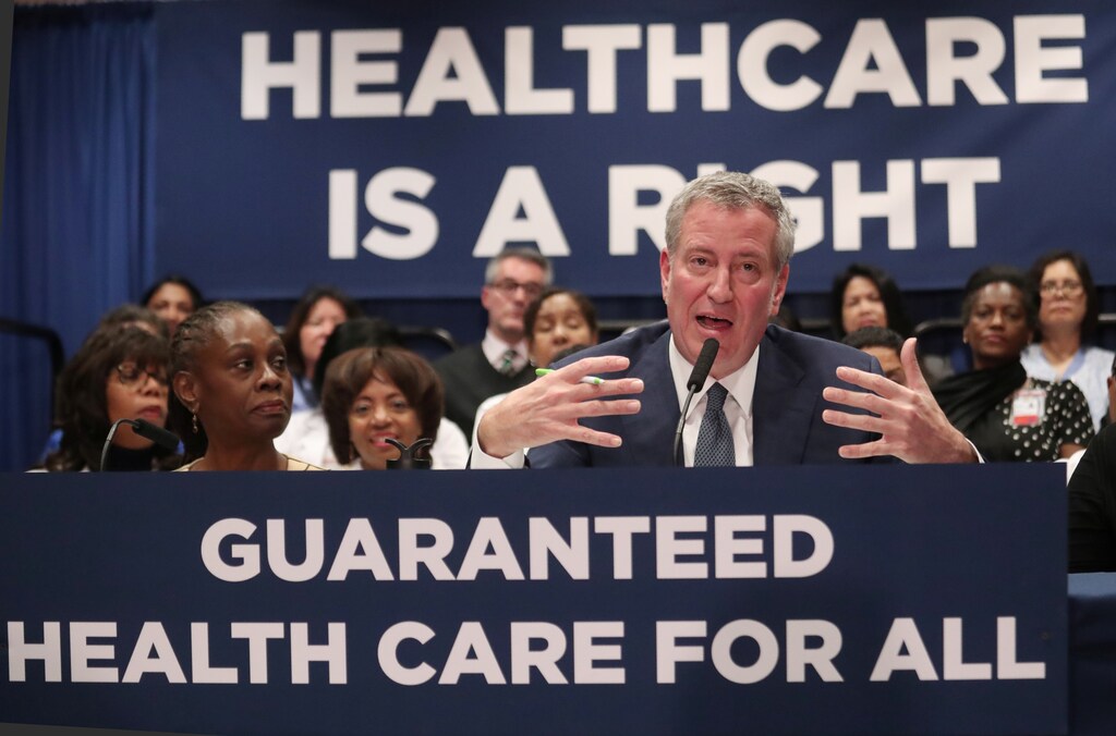 New York City Mayor Bill de Blasio speaks during a news conference at Lincoln Hospital in the Bronx borough of New York City, New York, U.S., January 8, 2019. REUTERS/Shannon Stapleton - RC1BE2765610