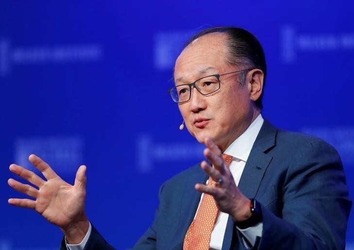 Jim Yong Kim, President, World Bank Group, speaks on health care at the Milken Institute 21st Global Conference in Beverly Hills, California, U.S., April 30, 2018. REUTERS/Mike Blake