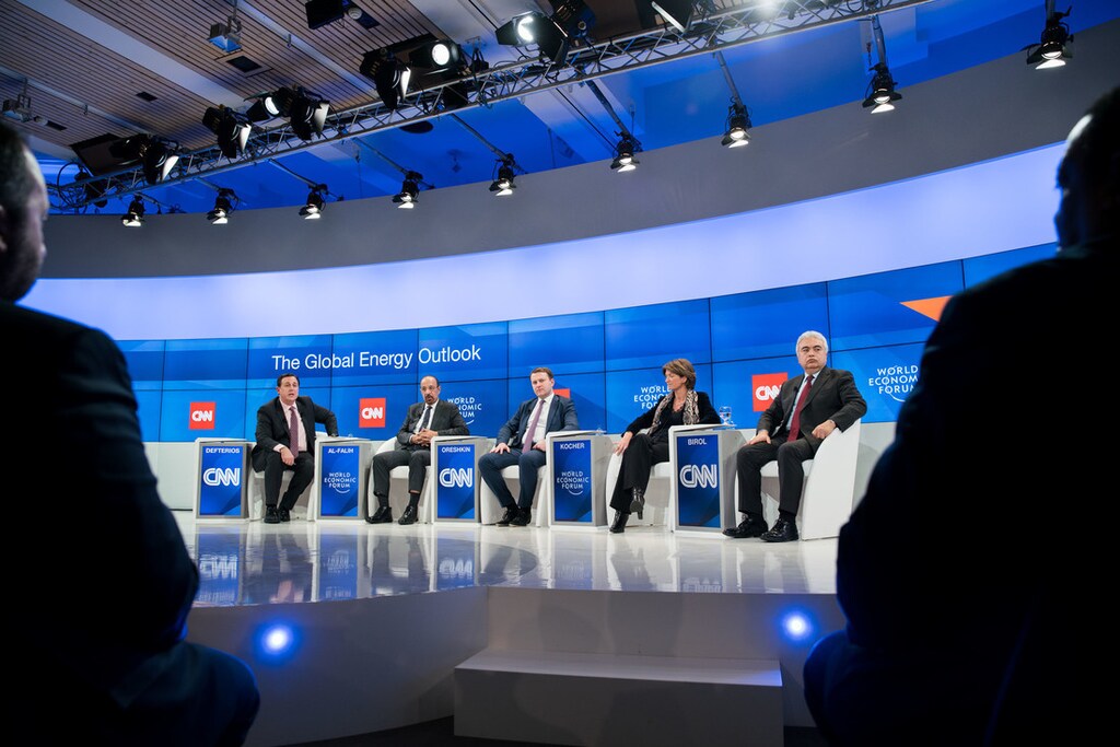 John Defterios, Editor, Emerging Markets; Anchor, CNNMoney, United Arab Emirates, Khalid Al-Falih, Minister of Energy, Industry and Mineral Resources of Saudi Arabia, Maxim Oreshkin, Minister of Economic Development of the Russian Federation, Isabelle Kocher, Chief Executive Officer, ENGIE, France and Fatih Birol, Executive Director, International Energy Agency, France capture during the Session: The Global Energy Outlook at the Annual Meeting 2017 of the World Economic Forum in Davos, January 18, 2017Copyright by World Economic Forum / Sikarin Thanachaiary