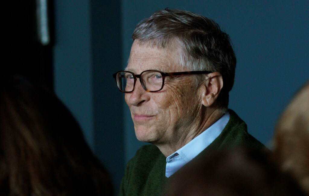 Microsoft founder Bill Gates smiles while playing bridge with Warren Buffett, CEO of Berkshire Hathaway Inc, as part of the company annual meeting weekend in Omaha, Nebraska U.S. May 6, 2018. REUTERS/Rick Wilking - RC1445865200