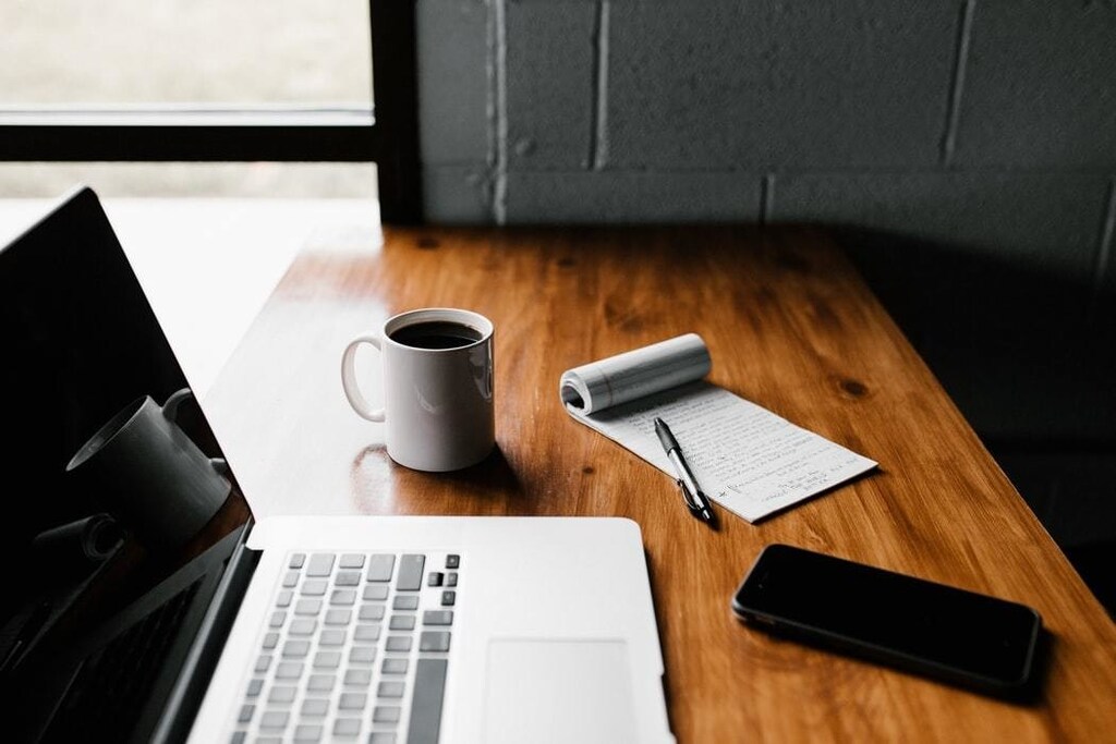image of an office desk