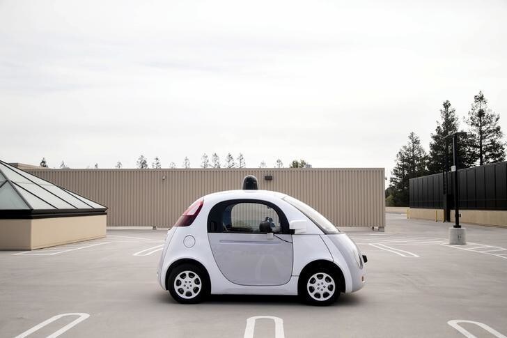 A prototype of Google's own self-driving vehicle is seen during a media preview of Google's current autonomous vehicles in Mountain View, California September 29, 2015. REUTERS/Elijah Nouvelage TPX IMAGES OF THE DAY