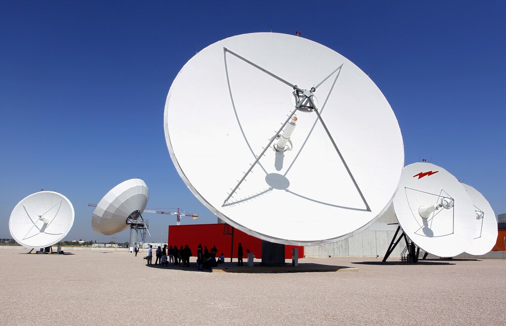 Giant parabolic antennas are pictured at the new United Nations Support Base and telecommunications facility, that supports peace operations worldwide, in Valencia July 6, 2011. REUTERS/Heino Kalis (SPAIN - Tags: BUSINESS SOCIETY POLITICS) - GM1E7761IE601