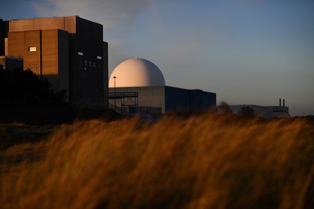 Sizewell nuclear power station is seen as the sun sets on Sizewell, Suffolk in Britain, December 16, 2017. Picture taken December 16, 2017