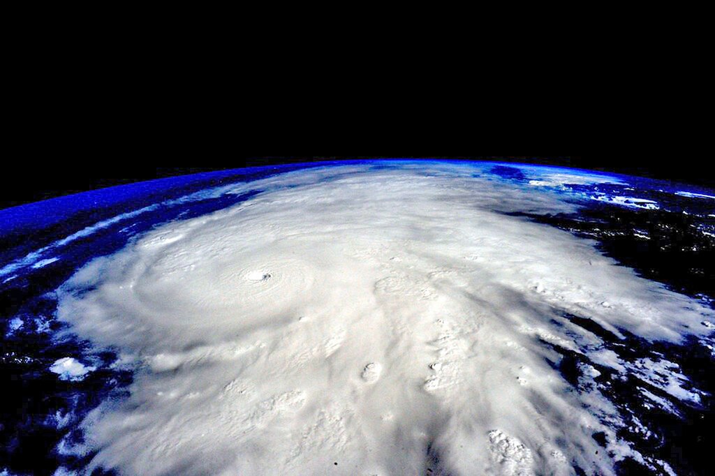 Hurricane Patricia, a Category 5 storm, is seen approaching the coast of Mexico in a NASA picture taken from the International Space Station October 23, 2015. Hurricane Patricia, one of the most powerful storms on record, struck Mexico's Pacific coast on Friday with destructive winds that tore down trees, moved cars and forced thousands of people to flee homes and beachfront resorts. With winds of 160 miles per hour (266 km per hour), the Category 5 hurricane had western Mexico on high alert. REUTERS/NASA/Handout via Reuters THIS IMAGE HAS BEEN SUPPLIED BY A THIRD PARTY. IT IS DISTRIBUTED, EXACTLY AS RECEIVED BY REUTERS, AS A SERVICE TO CLIENTS. FOR EDITORIAL USE ONLY. NOT FOR SALE FOR MARKETING OR ADVERTISING CAMPAIGNS - TM3EBAN1OG201