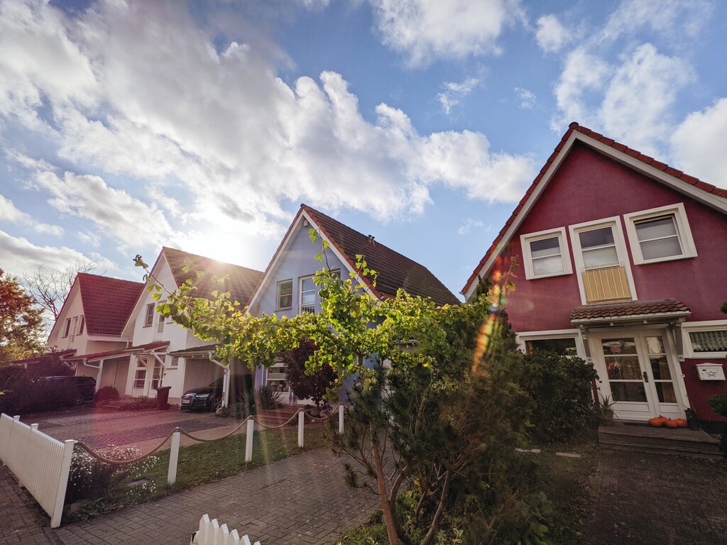 A row of houses under the blue sky. - house prices