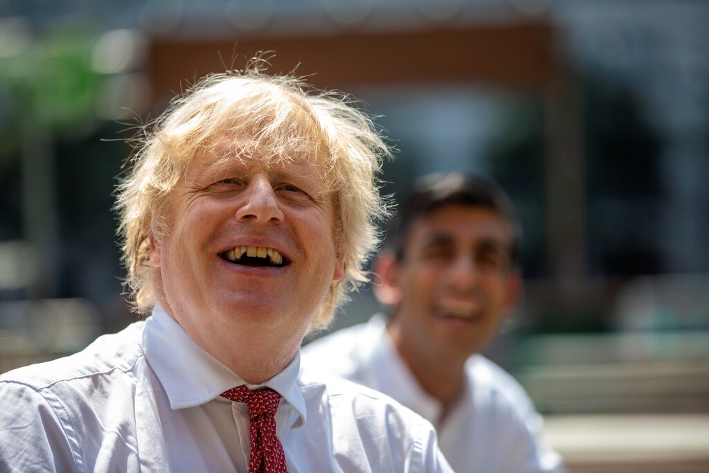 Britain's Prime Minister Boris Johnson and Chancellor Rishi Sunak visit Pizza Pilgrims in West India Quay, in London, Britian June 26, 2020. Heathcliff O'Malley/Pool via REUTERS - RC22HH9SCE28