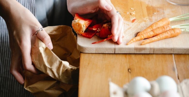 Composting food waste can help to reduce greenhouse gas emissions and mitigate climate change.