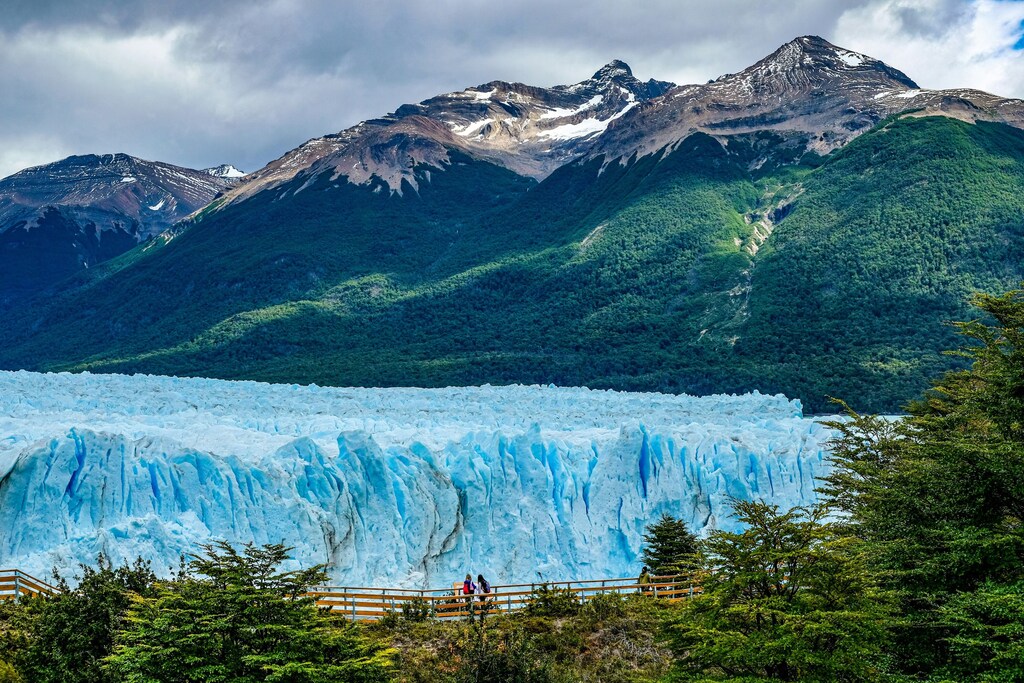Bosques, montañas y el glaciar Perito Moreno en Argentina: los ecosistemas de startups de América Latina están creciendo a pesar de la limitada inversión en innovación climática.