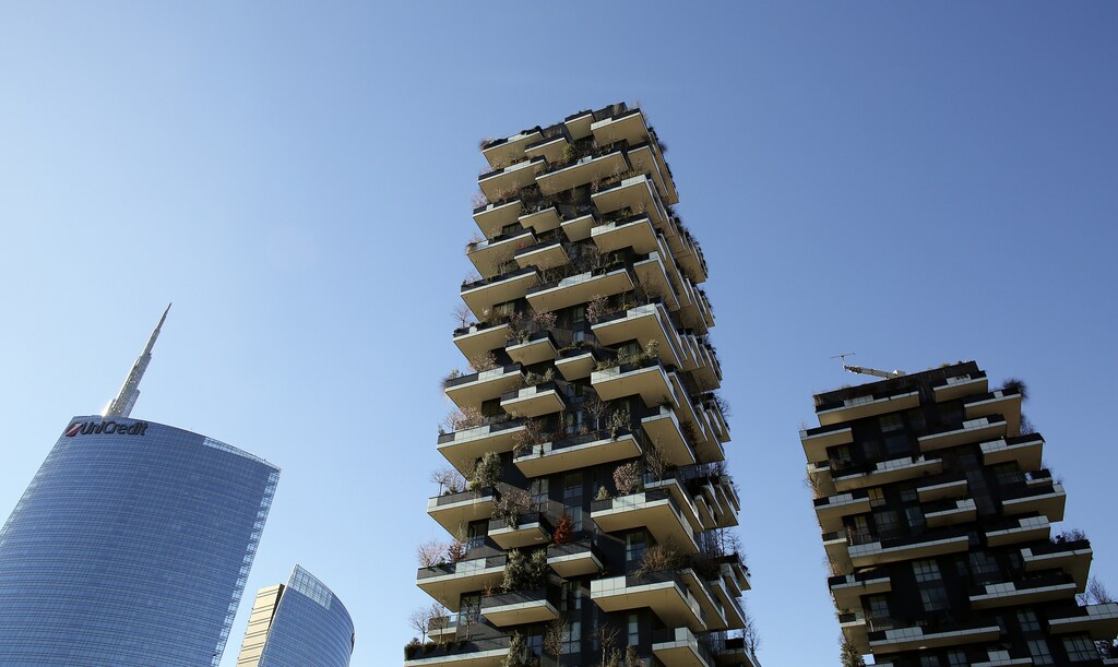 The Vertical Forest (Bosco Verticale) residential towers are seen in the Porta Nuova district in Milan, Italy, February 11, 2016. REUTERS/Stefano Rellandini - D1BESMKQDTAB