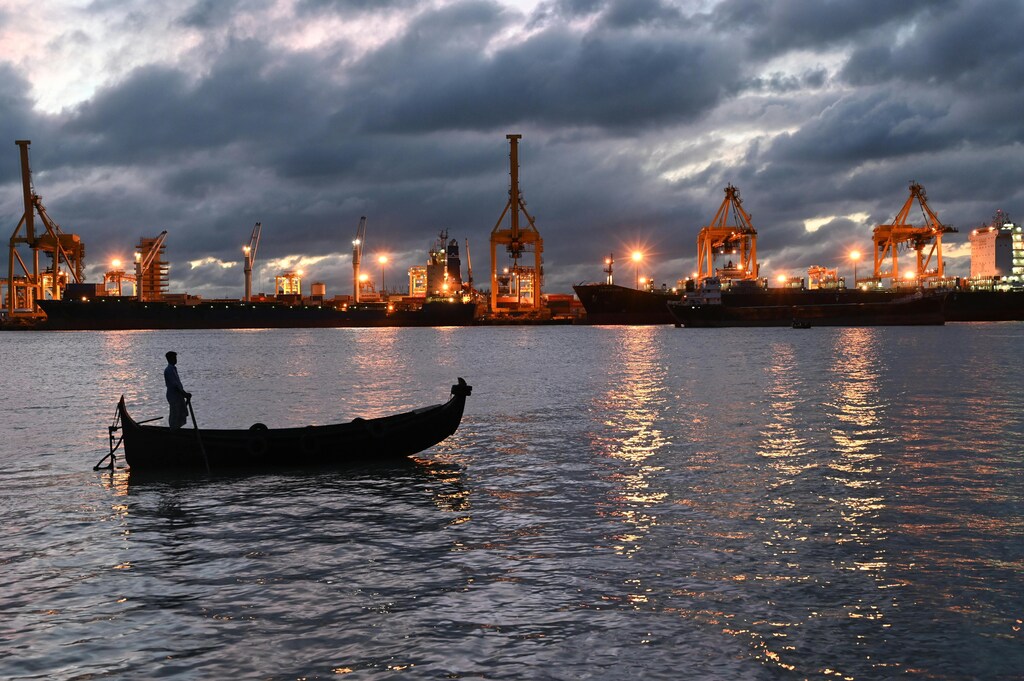 In Bangladesh, WRG is helping mobilize $450 million in public finance and $100 million in private investment through public-private partnerships to expand wastewater treatment services.