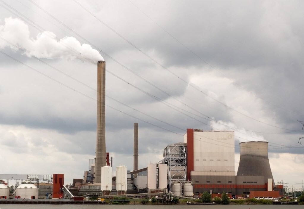 The Amercentrale is one of the electricity producing plants in the Netherlands.