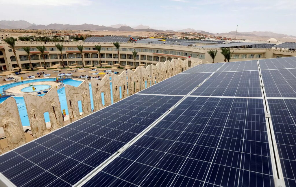 La ciudad turística de Sharm el-Sheikh, donde ocurrirán las conversaciones de la COP27 en noviembre, está tratando de convertirse en un destino turístico sostenible.