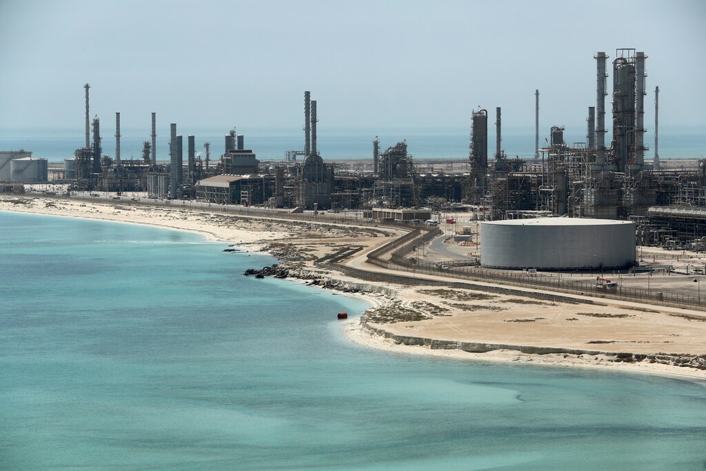 General view of Saudi Aramco's Ras Tanura oil refinery and oil terminal in Saudi Arabia May 21, 2018