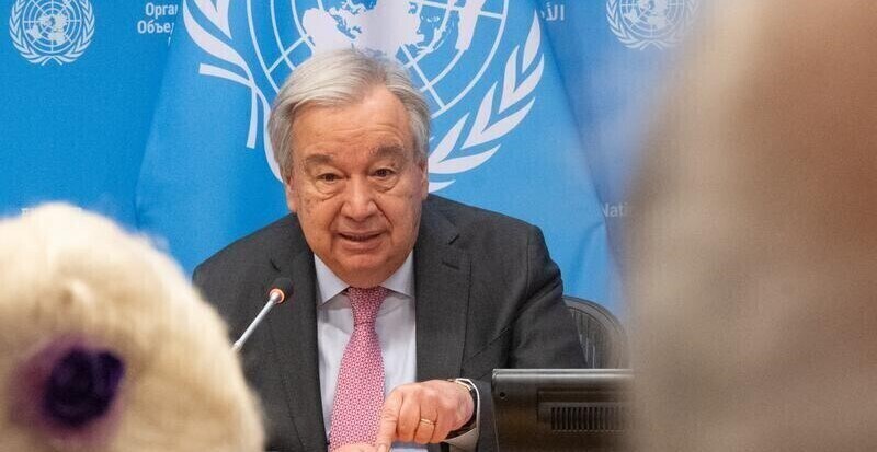 El Secretario General de las Naciones Unidas, António Guterres, presenta los Principios Universales de las Naciones Unidas para la Integridad de la Información.