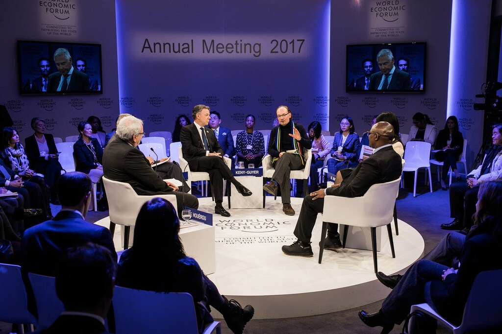 Rania A. Al Mashat, Advisor, International Monetary Fund (IMF), USA, Neal Keny-Guyer, Chief Executive Officer, Mercy Corps, USA, Juan Manuel Santos, President of the Republic of Colombia, Sipho M Pityana, Chairman, AngloGold Ashanti, South Africa, Philippe Le HouÄrou, Executive Vice-President and Chief Executive Officer, International Finance Corporation, Washington DC and Peter Brabeck-Letmathe, Chairman, NestlÄ, Switzerland; Vice-Chair of the Board of Trustees, World Economic Forum at the session "Investing in Peace" at the Annual Meeting 2017 of the World Economic Forum in Davos, January 18, 2017Copyright by World Economic Forum / Jakob Polacsek