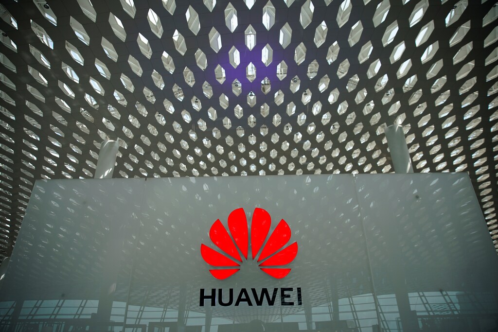 A Huawei company logo is seen at the Shenzhen International Airport in Shenzhen in Shenzhen, Guangdong province, China June 17, 2019. REUTERS/Aly Song - RC1C5C27D080