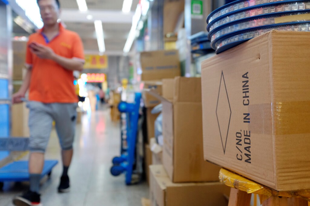 Top international trade stories: G7 looks to diversify supply chains away from China; Carmakers urge Britain and EU to rethink post-Brexit trading arrangements; and more.