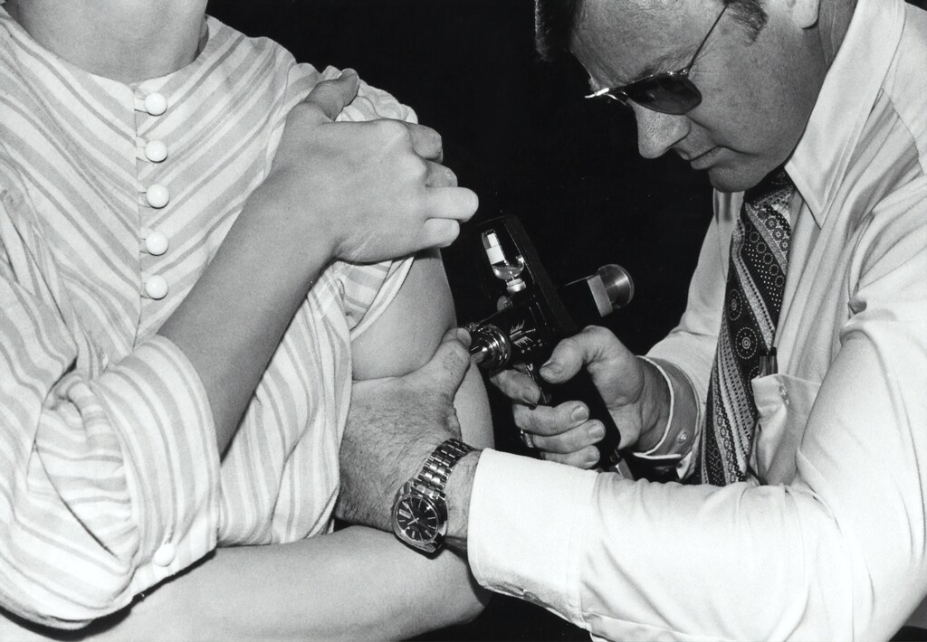 Health virus contagious contagion viruses diseases lab laboratory doctor health dr nurse medical medicine drugs vaccines vaccinations inoculations technology testing test medicinal biotechnology biotech biology chemistry physics microscope research influenza flu cold common cold bug risk