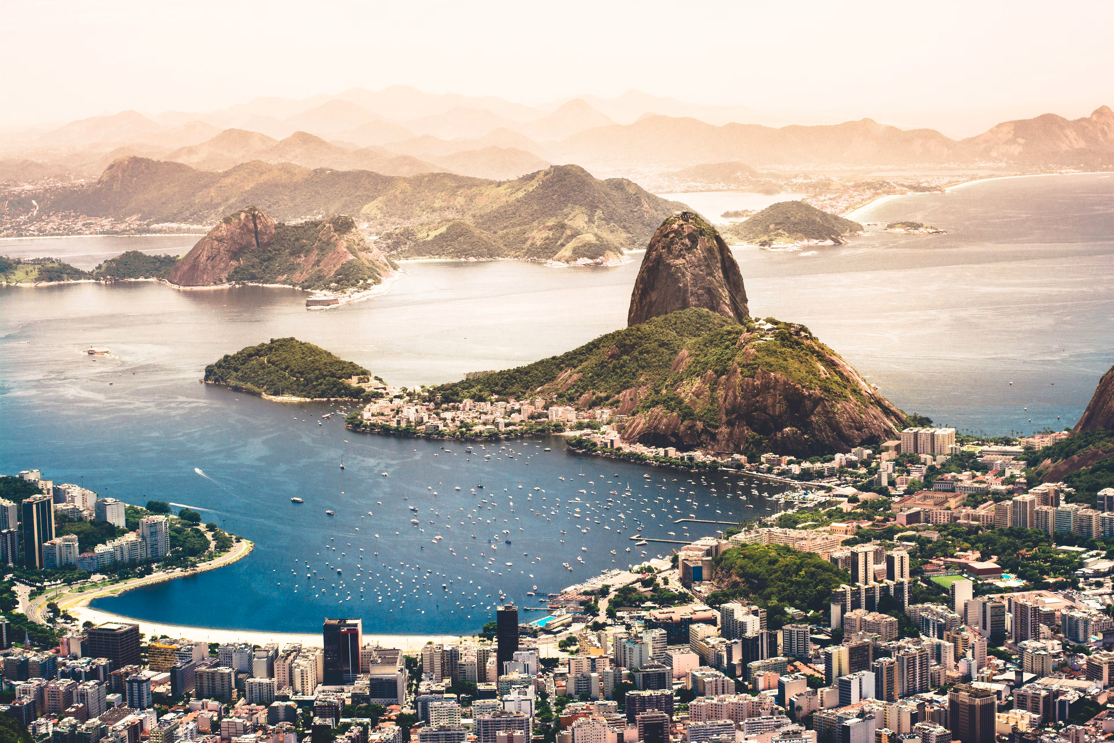 Una vista aérea de Río de Janeiro: Brasil demuestra cómo fomentar el emprendimiento público.