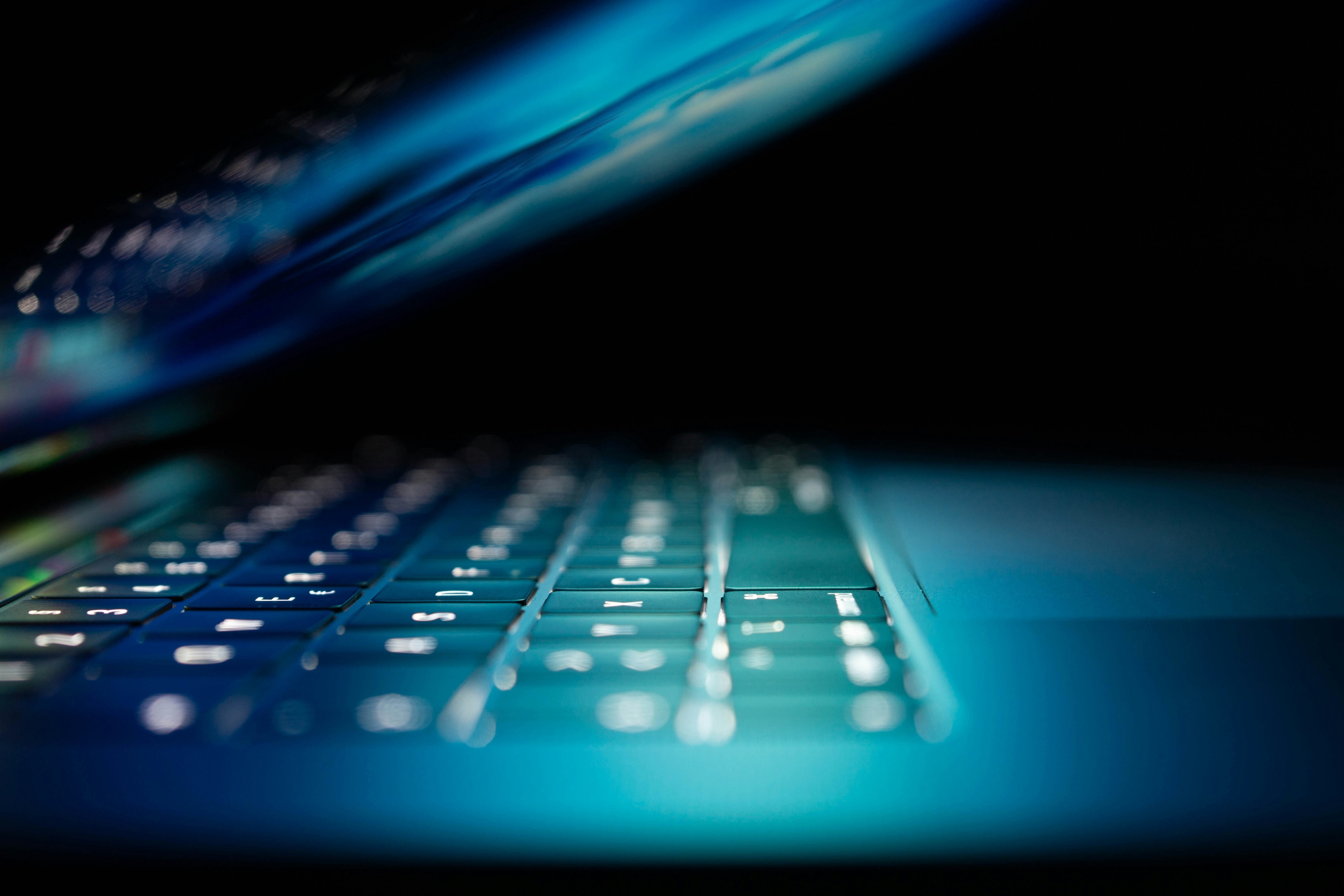 A laptop closing: Cybersecurity must no longer be reactive but embedded in systems from the start