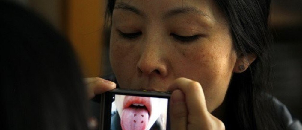 Tracking diseases in the digital age