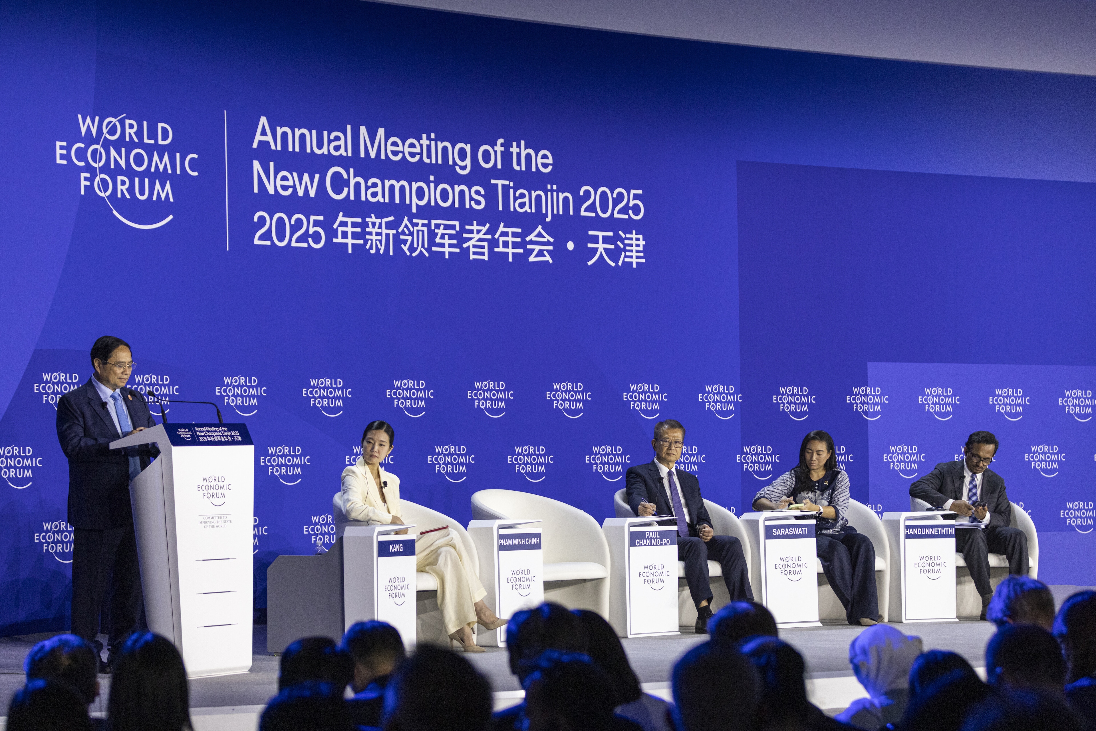 Chery Kang, Correspondent and Anchor, CNBC, USA; Paul Chan Mo-po, Financial Secretary of Hong Kong SAR, China; Pham Minh Chinh, Prime Minister of Viet Nam; Rahayu Saraswati Djojohadikusumo, Deputy Chairperson, Gerindra Party, Indonesia; Sunil Handunneththi, Minister of Industry and Entrepreneurship Development of Sri Lanka; at the Is Asia's Century at Risk? session, Annual Meeting of the New Champions 2025, Tianjin, People's Republic of China, 25/6/2025, 16:00 â 17:00, National Convention & Exhibition Center - Studio. Stakeholder Dialogue. Copyright: World Economic Forum / Faruk Pinjo