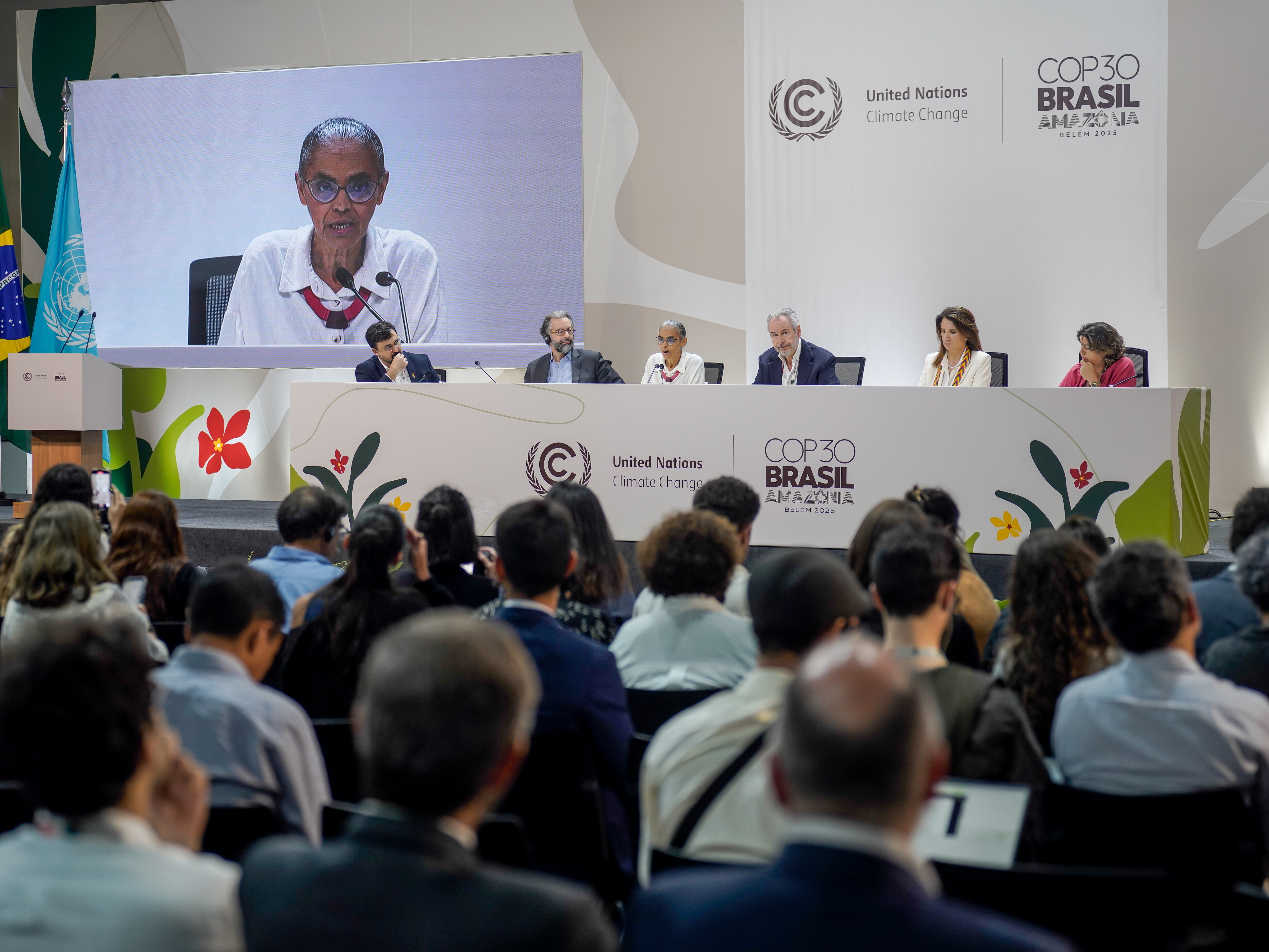 Press conference at COP30. 