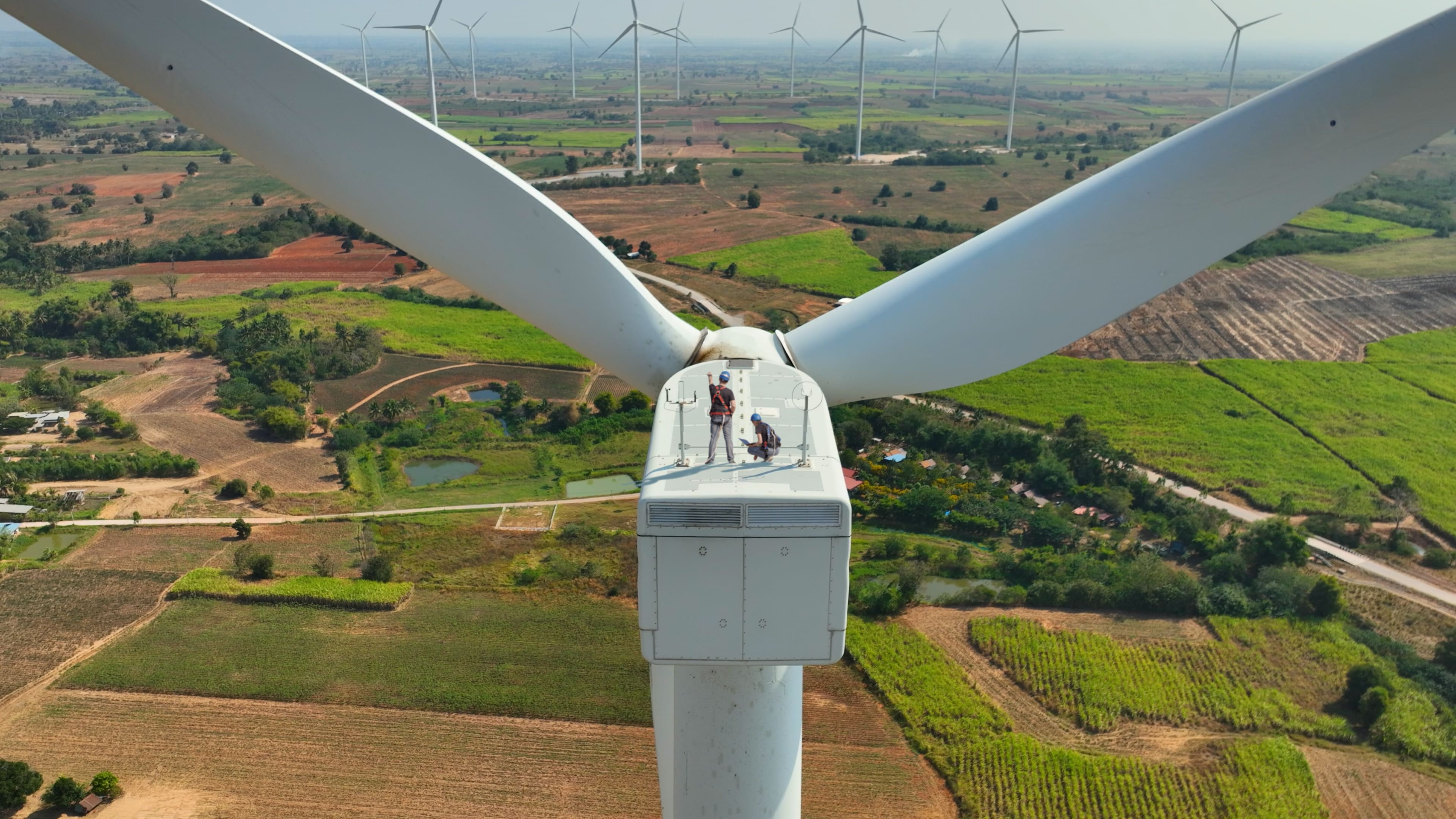 Top energy news: Energy transition progress sees a rebound; 5 actions to build resilient energy systems; and more.