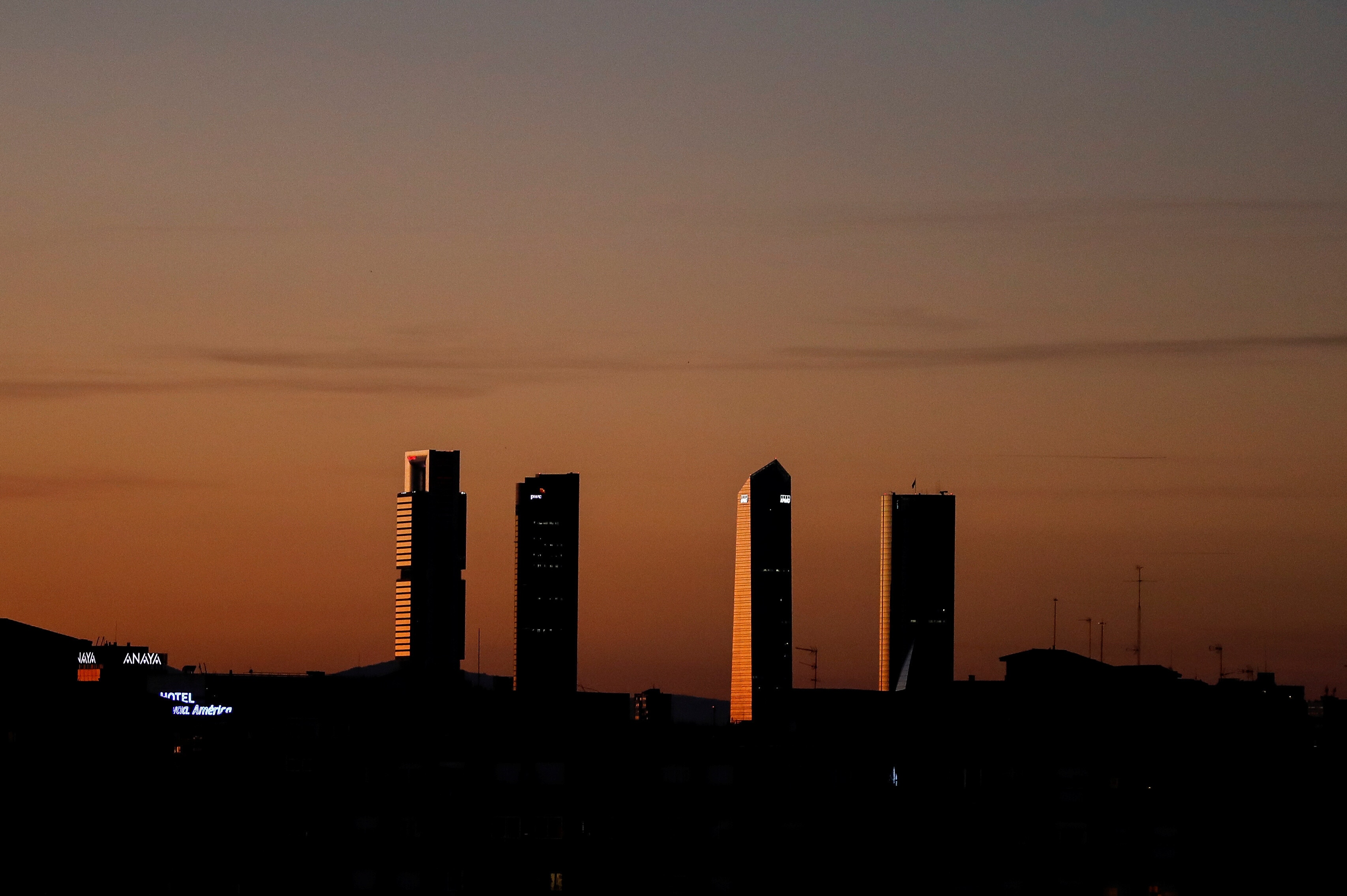 Cities including Madrid are implementing AI-powered digital twins to simulate urban systems such as traffic, pollution and mobility.