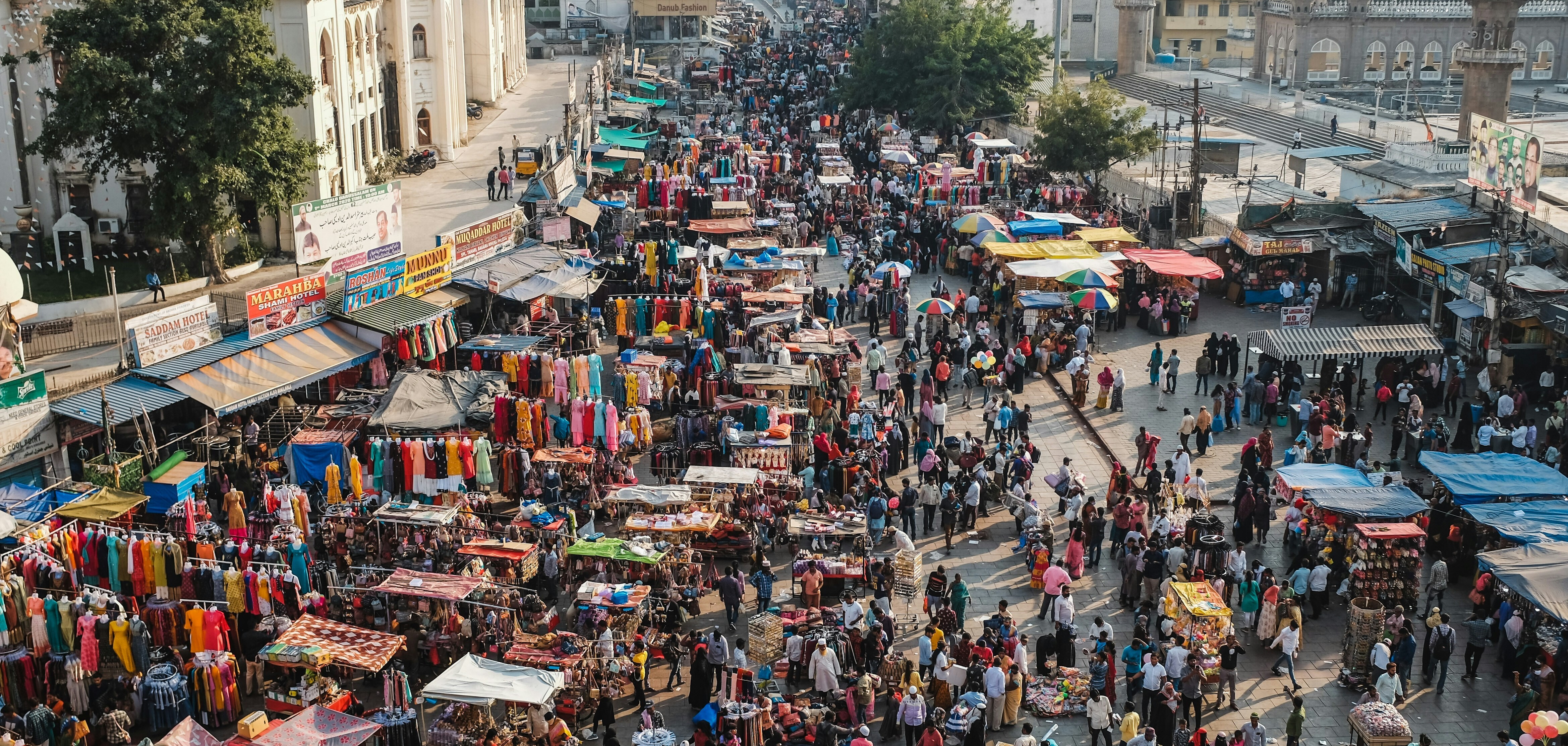 Image of market in Hyderabad, Telangana, India.