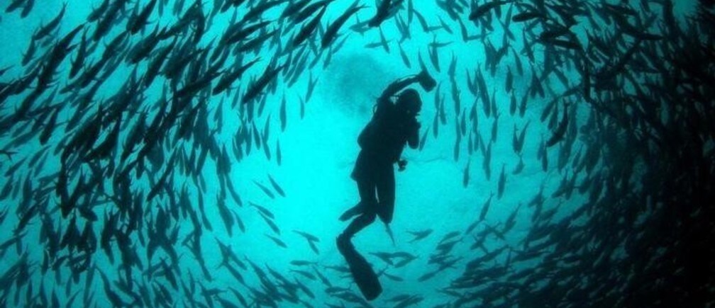 How do you govern the seabed?