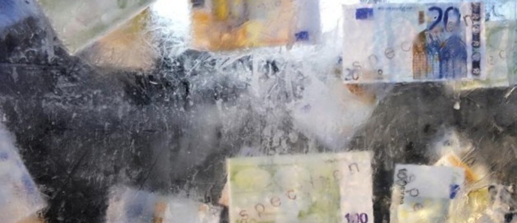 How financial crises develop